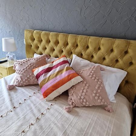 Апартаменты Evelyn'S Place Брашов Экстерьер фото